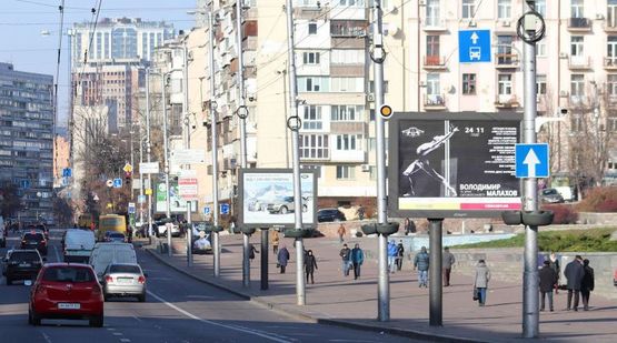 Фото рекламної площини за адресою Большая Васильковская ул. М.Дворец Украина