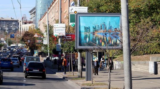 Фото рекламной плоскости по адресу Сечевых Стрельцов ул., возле сквера, напротив д.№91 Фото рекламной плоскости по адресу Сечевых Стрельцов ул., возле сквера, напротив д.№91