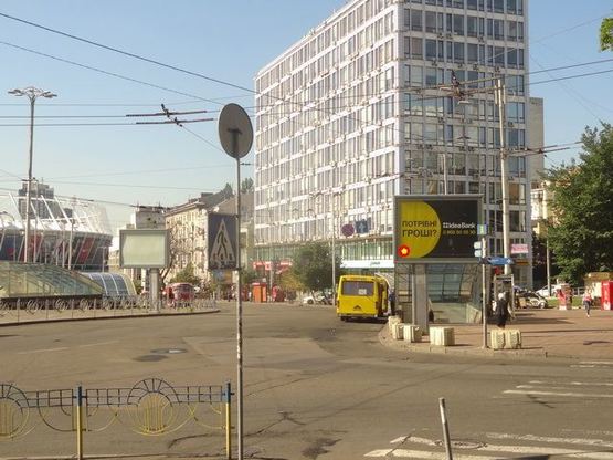 Фото рекламной плоскости по адресу Эспланадная ул. / Рогнединская ул. Фото рекламной плоскости по адресу Эспланадная ул. / Рогнединская ул.