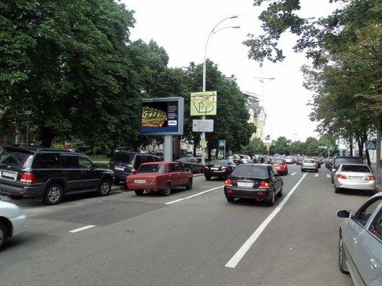 Фото рекламной плоскости по адресу Суворова ул., 2 Фото рекламной плоскости по адресу Суворова ул., 2