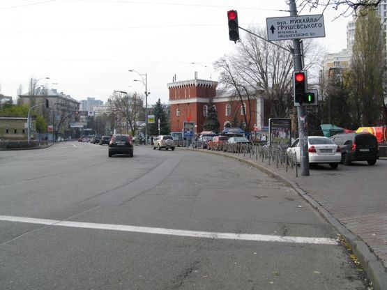 Фото рекламної площини за адресою пл. Арсенальная, 1 (2) !!!Внимание, размер постера 1.27х1.85!!! Фото рекламної площини за адресою пл. Арсенальная, 1 (2) !!!Внимание, размер постера 1.27х1.85!!!