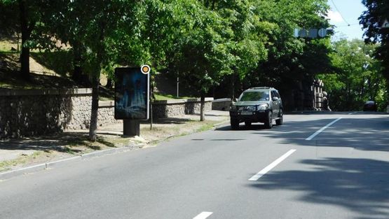 Фото рекламної площини за адресою Петровская аллея 6