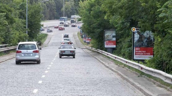 Фото рекламної площини за адресою Днепровский спуск 18