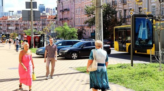 Фото рекламной плоскости по адресу Льва Толстого ул. 10