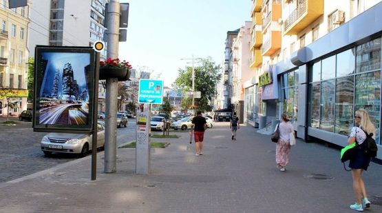 Фото рекламної площини за адресою Большая Васильковская ул.54