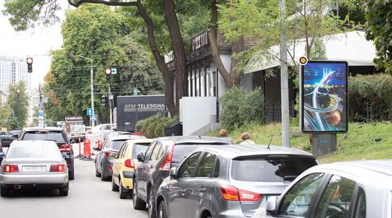 Фото рекламної площини за адресою Терещенковская - Репина ул.4