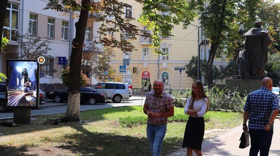 Фото рекламной плоскости по адресу Липская ул.  разделитель Фото рекламной плоскости по адресу Липская ул.  разделитель