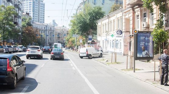 Фото рекламной плоскости по адресу Саксаганского ул. 44 Фото рекламной плоскости по адресу Саксаганского ул. 44