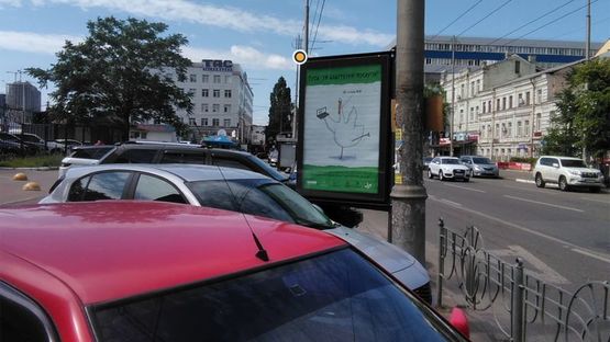 Фото рекламної площини за адресою Жилянская ул., 124