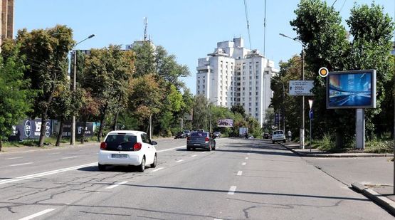 Фото рекламной плоскости по адресу Мельникова ул. 89, возле АЗС Shell