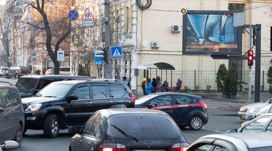 Фото рекламной плоскости по адресу Сечевых Стрельцов ул./ Кудрявский спуск