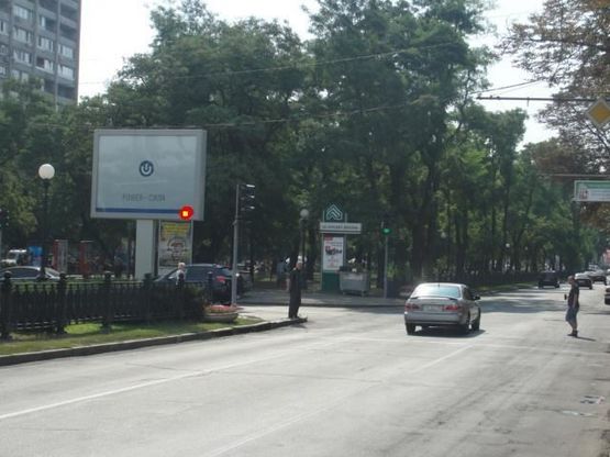 Фото рекламної площини за адресою пр.К.Маркса - ул. Ленина, скроллер 3,14х2,32 Фото рекламної площини за адресою пр.К.Маркса - ул. Ленина, скроллер 3,14х2,32