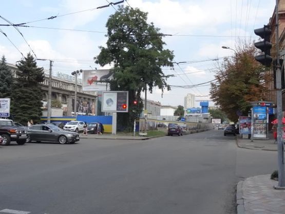 Фото рекламної площини за адресою Яворницкого пр. - Короленко ул. Фото рекламної площини за адресою Яворницкого пр. - Короленко ул.