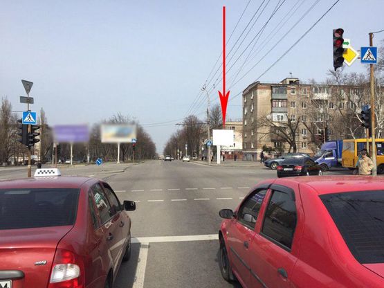 Фото рекламной плоскости по адресу t067A1,просп. Олександра Поля - просп. Пилипа Орлика, на світлофорі Фото рекламной плоскости по адресу t067A1,просп. Олександра Поля - просп. Пилипа Орлика, на світлофорі