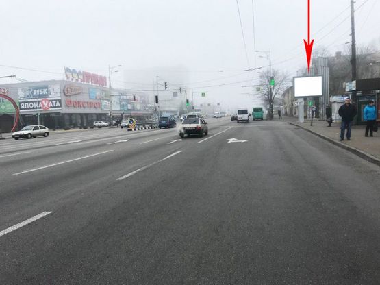 Фото рекламної площини за адресою t121A4,просп. Слобожанський - вул. Столєтова, навпроти ТЦ Наша правда, на світлофорі
