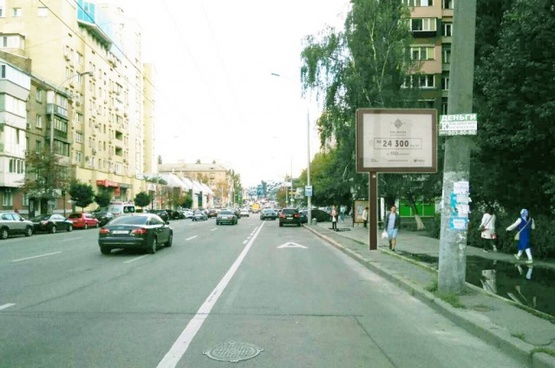 Фото рекламної площини за адресою Антоновича (Горького), 162 / Ковпака (світлофор) Фото рекламної площини за адресою Антоновича (Горького), 162 / Ковпака (світлофор)