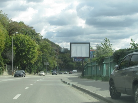 Фото рекламної площини за адресою Старонаводницька, 47 (навпроти) Фото рекламної площини за адресою Старонаводницька, 47 (навпроти)