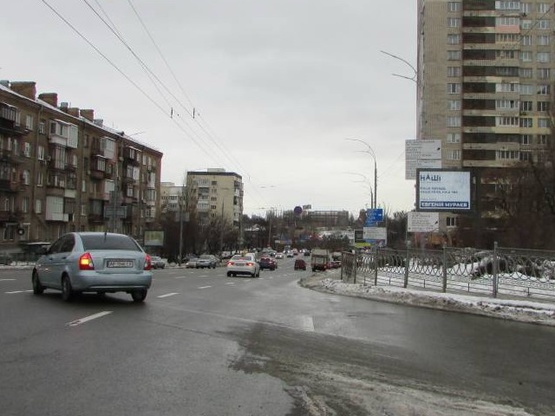 Фото рекламной плоскости по адресу Лесі Українки бульвар, 36В  (за 100 метрів до з'їзду на бульвар Дружби Народів)