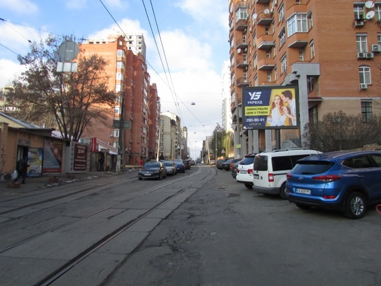 Фото рекламной плоскости по адресу Дмитрівська, 64