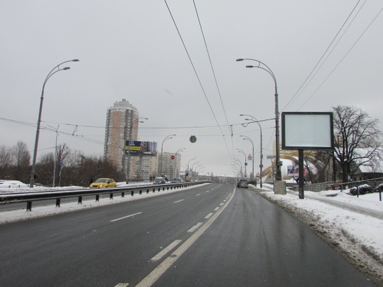 Фото рекламної площини за адресою Вадима Гетьмана, 46/2  / Польова