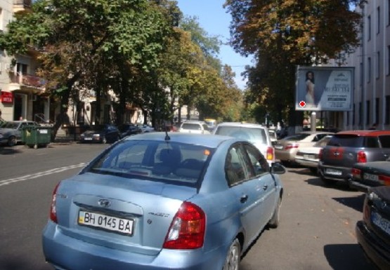 Фото рекламної площини за адресою Екатерининская ул. 37