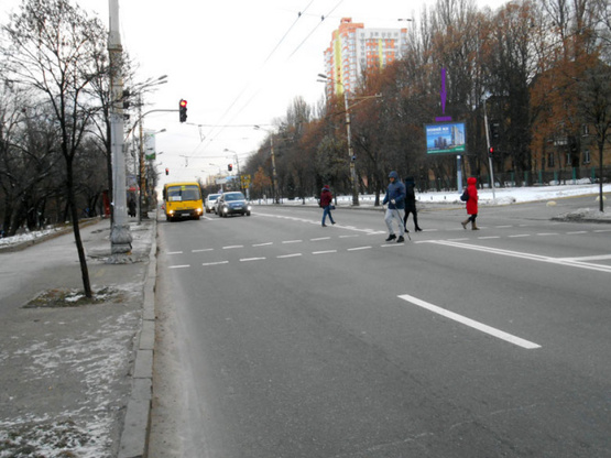 Фото рекламной плоскости по адресу пр. Голосеевский,105, ресторан "Прага" Фото рекламной плоскости по адресу пр. Голосеевский,105, ресторан "Прага"