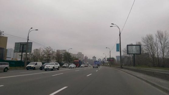 Фото рекламной плоскости по адресу Днепровская наб 17а к Бажана