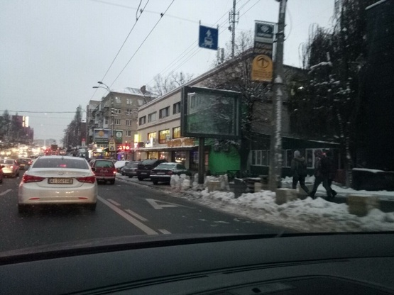 Фото рекламної площини за адресою ул.В.Гетьмана/ул.Металлистов ТЦ БОЛЬШЕВИК