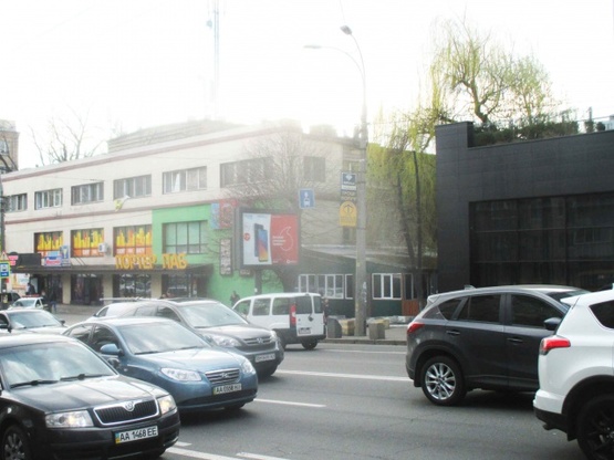 Фото рекламной плоскости по адресу ул.В.Гетьмана/ул.Металлистов ТЦ БОЛЬШЕВИК Фото рекламной плоскости по адресу ул.В.Гетьмана/ул.Металлистов ТЦ БОЛЬШЕВИК