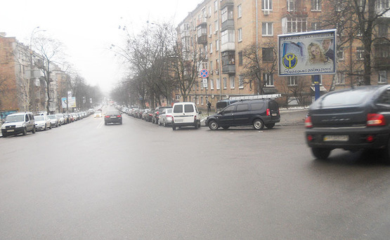 Фото рекламной плоскости по адресу Кудри/ЧигориНа (А4) СКРОЛЛЕР Напр.от Б-ра Л Украинки На Лыбидскую Пл