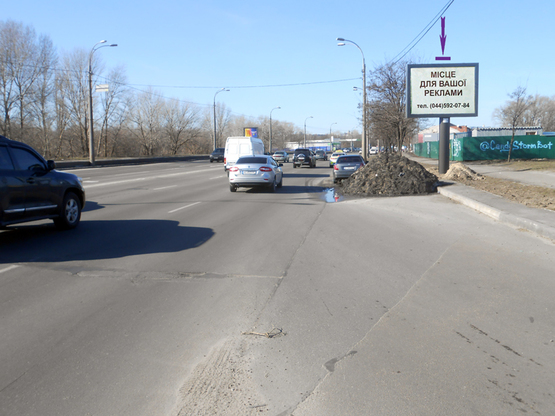 Фото рекламной плоскости по адресу Днепровская Набережная, ТЦ "Новус", яхтклуб "Ривьера Сервис"