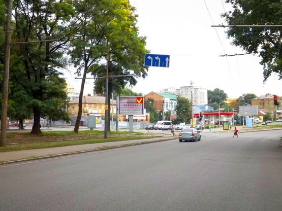 Фото рекламної площини за адресою пр-т. Пушкина - вул. Андрія Фабра, сквер Героїв, роллер 4х3 Фото рекламної площини за адресою пр-т. Пушкина - вул. Андрія Фабра, сквер Героїв, роллер 4х3