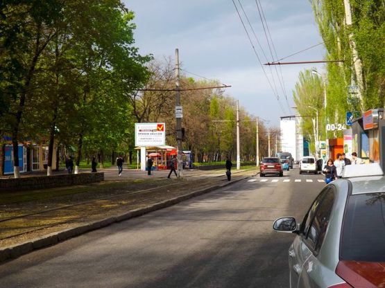 Фото рекламной плоскости по адресу пл. Октябрьская - пр. К. Маркса, ЦГБ им. Мечникова, роллер Фото рекламной плоскости по адресу пл. Октябрьская - пр. К. Маркса, ЦГБ им. Мечникова, роллер