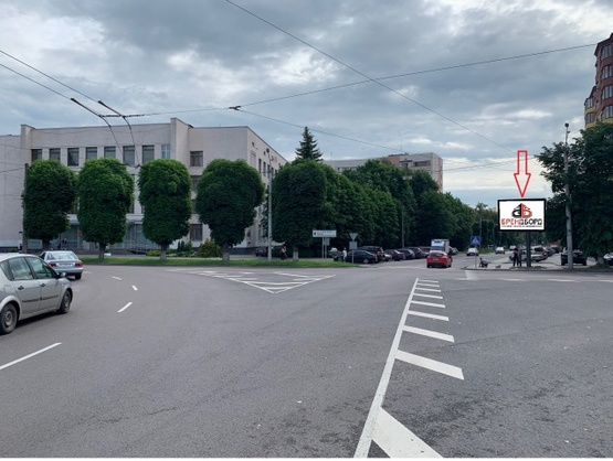 Фото рекламної площини за адресою пр. Перемоги_кільце Фото рекламної площини за адресою пр. Перемоги_кільце