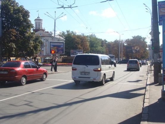 Фото рекламної площини за адресою Кооп.универ.(в центр) Фото рекламної площини за адресою Кооп.универ.(в центр)