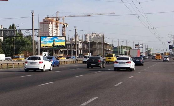 Фото рекламной плоскости по адресу Кільцева/ринок "Зодчих",готель-ресторан "ТИСА" (розподілювач) на Одеську пл (А5) СКРОЛЛЕР