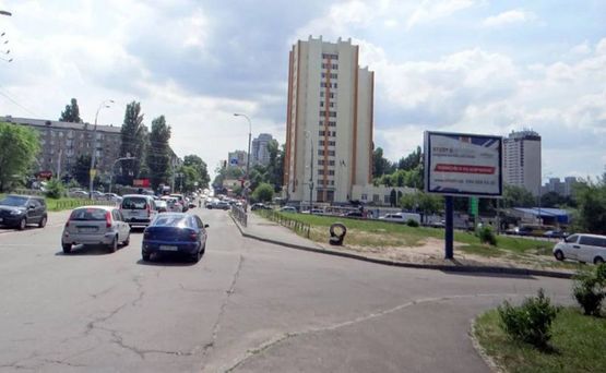 Фото рекламной плоскости по адресу Уманська/наліво,на б-р Чоколовський 40,направо,на КарДачи,О.Теліги,Петрівку (А1) СКРОЛЛЕР