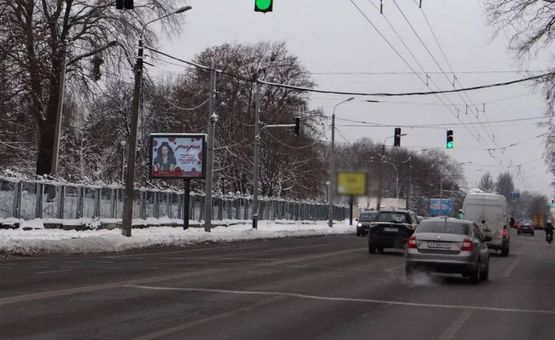 Фото рекламной плоскости по адресу вул.Ю.Ільєнко (Мельникова) 52/телевишка-на Теліги (В) СКРОЛЕР