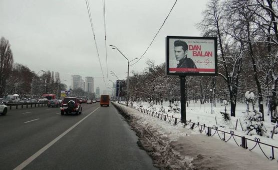 Фото рекламної площини за адресою пр-т Перемоги-напроти будинку 34/парк КПІ-на пл.Перемоги,б-р Шевченко (А4) СКРОЛЕР