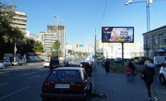Фото рекламної площини за адресою Васильківська,3/Голосіївська площа,готель МИР/на Либідську пл,пр-40-річчя Жовтня (А4) СКРОЛЛЕР