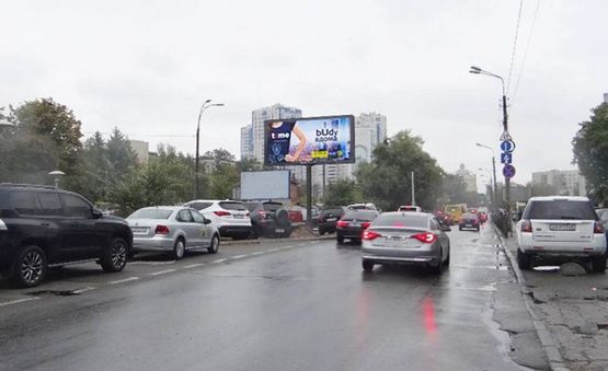 Фото рекламної площини за адресою Дегтярівська 55/м.Берестейська/центр.офіс "Київ Стар"/на м Лук*янівська (А4) (розподілювач) СКРОЛЛЕР