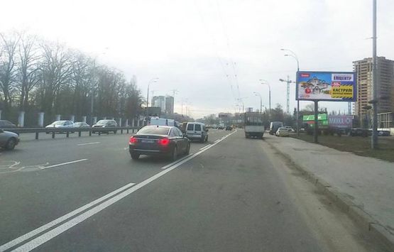 Фото рекламной плоскости по адресу пр-т Глушкова 6-Б/НВЦ - на Одеську пл,Кільцеву дорогу (А1) СКРОЛЛЕР