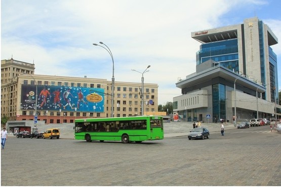 Фото рекламної площини за адресою Площадь Свободы, 6 (напротив Гостиницы Премьер Палас) Фото рекламної площини за адресою Площадь Свободы, 6 (напротив Гостиницы Премьер Палас)