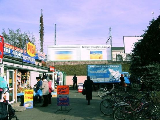 Фото рекламной плоскости по адресу Железнодорожный вокзал (правый фасад) Фото рекламной плоскости по адресу Железнодорожный вокзал (правый фасад)