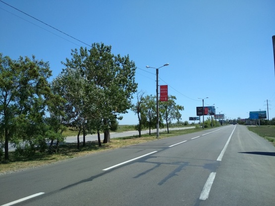 Фото рекламной плоскости по адресу Макарова вул. (розділова смуга в районі будівлі поста ДАІ) Фото рекламной плоскости по адресу Макарова вул. (розділова смуга в районі будівлі поста ДАІ)