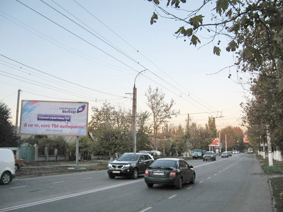 Фото рекламной плоскости по адресу вул. І.Кулика 105, напрямок до ТРЦ Фабрика Фото рекламной плоскости по адресу вул. І.Кулика 105, напрямок до ТРЦ Фабрика