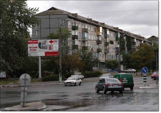 Фото рекламной плоскости по адресу бул.Перова/ул.Кибальчича, поворот на с-т "Фуршет" Фото рекламной плоскости по адресу бул.Перова/ул.Кибальчича, поворот на с-т "Фуршет"