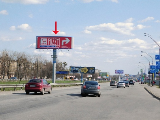 Фото рекламної площини за адресою Кольцевая дорога 17, напротив рынок Борщаговский, от пр-та Победы, ст.м.Академгородок
