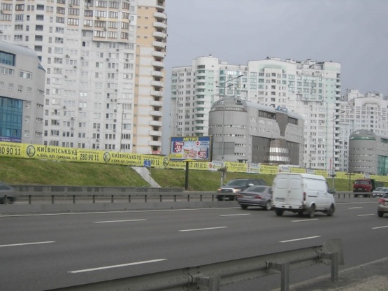 Фото рекламної площини за адресою пр.Бажана,16 (ст.м.Позняки, ТЦ Спортмастер)В