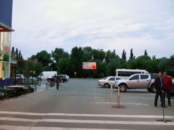 Фото рекламной плоскости по адресу новая дорога, "ЕПІЦЕНТР", ТРЦ "ОАЗИС", заїзд на "ЕПІЦЕНТР". неподалік: "Епіцентр", супермаркет "Таврія В", "Сільпо", ТРЦ "Оазис", центральний ринок, елітна забудова "Набережний квартал" (центр) Фото рекламной плоскости по адресу новая дорога, "ЕПІЦЕНТР", ТРЦ "ОАЗИС", заїзд на "ЕПІЦЕНТР". неподалік: "Епіцентр", супермаркет "Таврія В", "Сільпо", ТРЦ "Оазис", центральний ринок, елітна забудова "Набережний квартал" (центр)